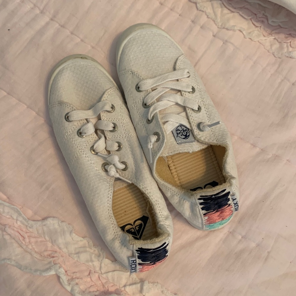 Roxy bay shore slip on